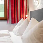 Marchfeld 1 Apartment *
